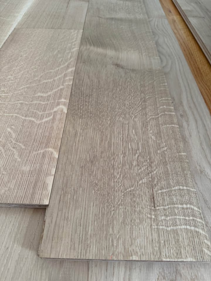 Rift & Quartered White Oak Flooring – engineered hardwood planks with straight-lined grain